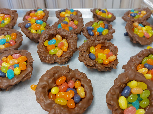 Easter (Chocolate Rice Krispy Nests filled with Jelly Beans)