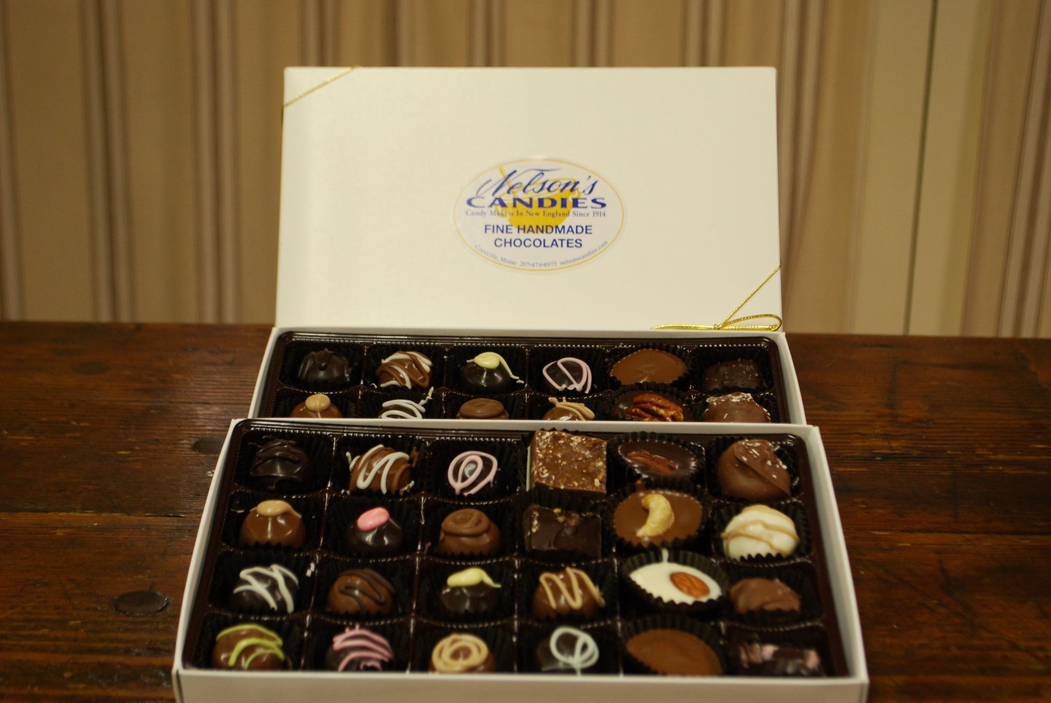 Chocolates Assorted Gift Box 48 Piece